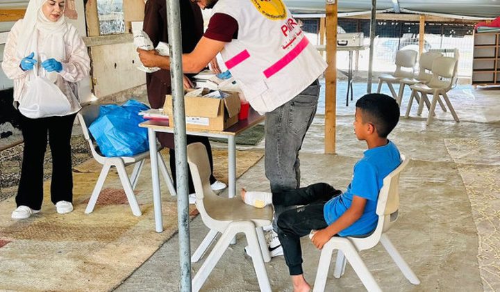 إصابة طفل إثر محاولة مستوطن دعسه قرب الخان الأحمر شرق القدس