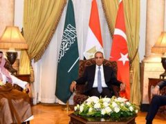 مباحثات ثلاثية بين تركيا ومصر والسعودية بشأن غزة وإيران