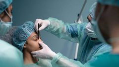 الجراحات التجميلية.. حاجة طبية أم هوس صنعته السوشال ميديا؟