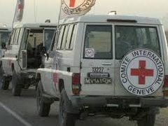 الصليب الأحمر يسهّل نقل سبعة معتقلين مفرج عنهم إلى غزة