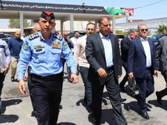 مسافرون عبر معبر الكرامة: أزمة السفر مستمرة رغم زيارة وزير الداخلية الأردني
