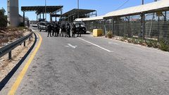 الاحتلال يقتحم الجيب والعيسوية ويعتقل بائع كعك في القدس