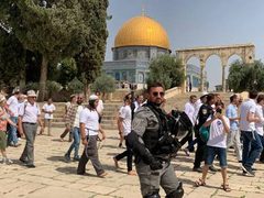 محافظة القدس تحذر من تراجع غير مسبوق في أعداد حراس الأقصى بسبب إجراءات الاحتلال
