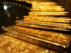 الذهب يواصل تراجعه في الأسواق العالمية