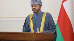 عُمان: الترتيبات المتعلقة بهرمز لا تشمل فرض "أي رسوم للعبور"