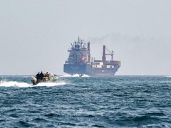 هيئة بحرية بريطانية: تعرض ناقلة نفط لهجوم في مضيق هرمز