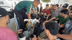 #عاجل | أكثر من 12 جريحًا جراء قصف الاحتلال قرب مفترق ضبيط بمدينة غزة.