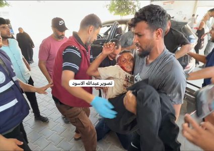 #عاجل | أكثر من 12 جريحًا جراء قصف الاحتلال قرب مفترق ضبيط بمدينة غزة.