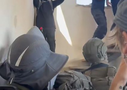 مستوطنون يقتحمون بلدة قبلان جنوب نابلس ويحاولون الاستيلاء على منزل