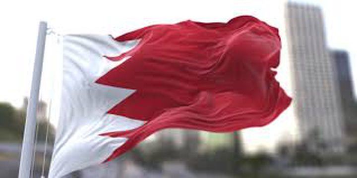 البحرين تعلن تعرضها للاستهداف بعدد من المسيّرات الإيرانية