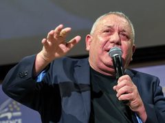 آيزنكوت: نتنياهو غارق في “لبنان” ويقود السياسة بدوافع شخصية