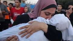 استشهاد طفلة بشظية قذيفة أطلقها الاحتلال شرق خان يونس