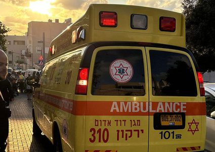 مقتل شاب وإصابة طفله في انفجار مركبة في مدينة يافا