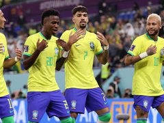 المنتخب البرازيلي يتأهل إلى ثمن نهائي كأس العالم بعد التغلب على نظيره الياباني