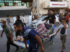 شهداء ومصابون في قصف وإطلاق نار شمال ووسط وجنوب قطاع غزة