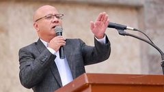 أبو هولي يدعو الدول المانحة إلى تقديم تمويل إضافي ومستدام "للأونروا"