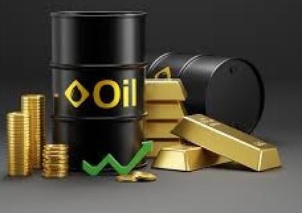 انخفاض أسعار الذهب وارتفاع النفط