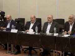حماس: وفد تفاوضي يصل القاهرة لمتابعة اتفاق وقف إطلاق النار