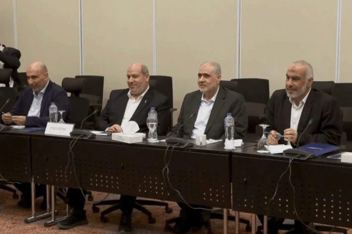 حماس: وفد تفاوضي يصل القاهرة لمتابعة اتفاق وقف إطلاق النار