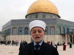 المفتي العام يدين شروع الاحتلال في تسقيف صحن المسجد الإبراهيمي