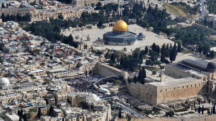 محافظة القدس تحذر: "قانون المؤذن" إعلان حرب دينية واستهداف مباشر لحرية العبادة