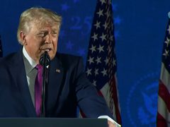 ترامب: منحنا إيران مهلة أسبوع لإقامة جنازة خامنئي