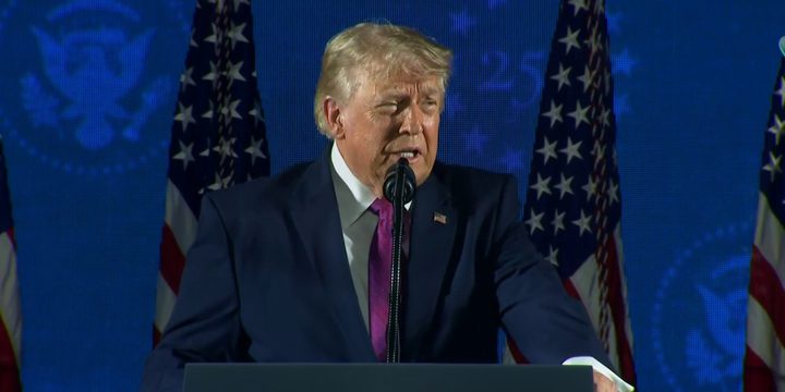ترامب: منحنا إيران مهلة أسبوع لإقامة جنازة خامنئي
