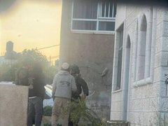 مستوطنون يهاجمون قرية دير جرير شرق رام الله