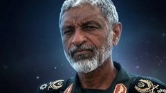 إيران تعيّن قائدًا جديدًا لبحرية الحرس الثوري وتطلق تهديدات لواشنطن وتل أبيب