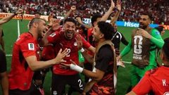 "يديعوت": حسام حسن يحوّل احتفال فوز مصر إلى رسالة سياسية
