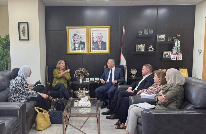 وكيل وزارة الصحة يبحث مع مستشارة دولية في "اليونيسف" تعزيز دعم القطاع الصحي