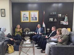 وكيل وزارة الصحة يبحث مع مستشارة دولية في "اليونيسف" تعزيز دعم القطاع الصحي