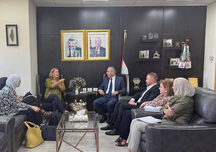 وكيل وزارة الصحة يبحث مع مستشارة دولية في "اليونيسف" تعزيز دعم القطاع الصحي