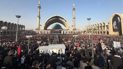 بدء مراسم تشييع علي خامنئي في طهران وسط حضور جماهيري واسع