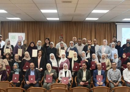 18 مدرسة فلسطينية تحصل على الاعتماد الدولي في تعليم STEM