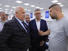 وزير الداخلية يتفقد معبر الكرامة واستراحة المسافرين