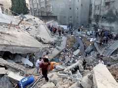 73,102 شهيد و173,582 مصابا في قطاع غزة منذ بدء العدوان