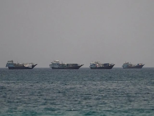الدوحة تستدعي نائب سفير إيران احتجاجا على استهداف ناقلة قطرية