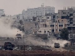 قصف مدفعي على رفح وغزة وإطلاق نار ببيت لاهيا وخان يونس