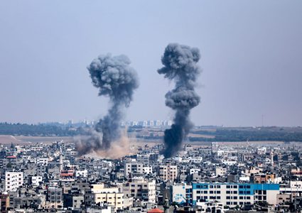 6 شهداء بينهم طفلان وإصابات إثر استهداف الاحتلال خان يونس وغزة