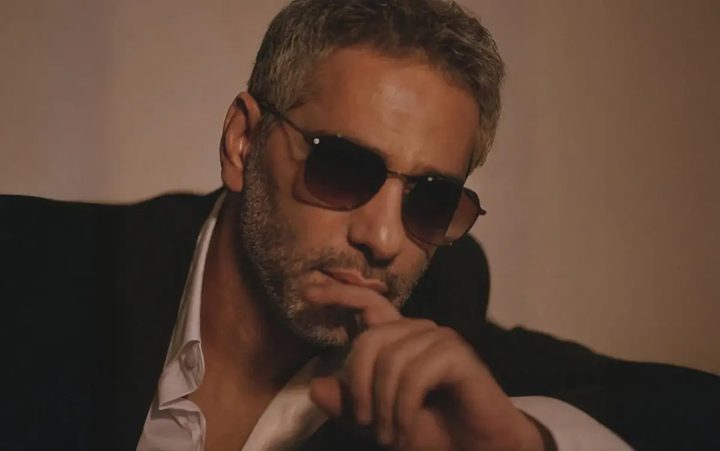فضل شاكر يعلّق لأول مرة بعد إخلاء سبيله ويطلب مهلة للاطمئنان على أسرته