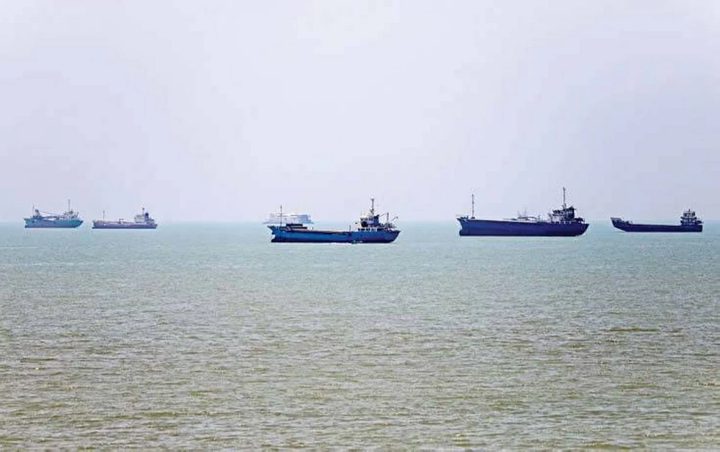 "أكسيوس": قطر تشارك في محادثات إيران وعُمان بشأن مضيق هرمز