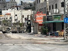 الاحتلال يعتقل 6 مواطنين من دير الغصون وضاحية ذنابة في طولكرم