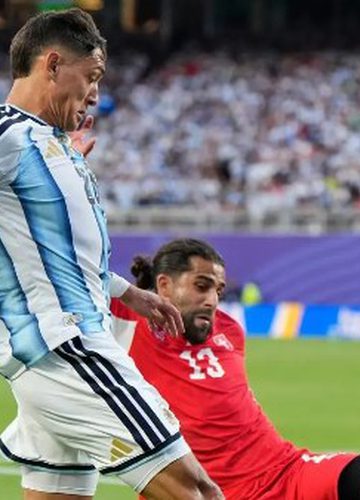 الأرجنتين تهزم سويسرا بثلاثية وتتأهل إلى نصف نهائي مونديال 2026