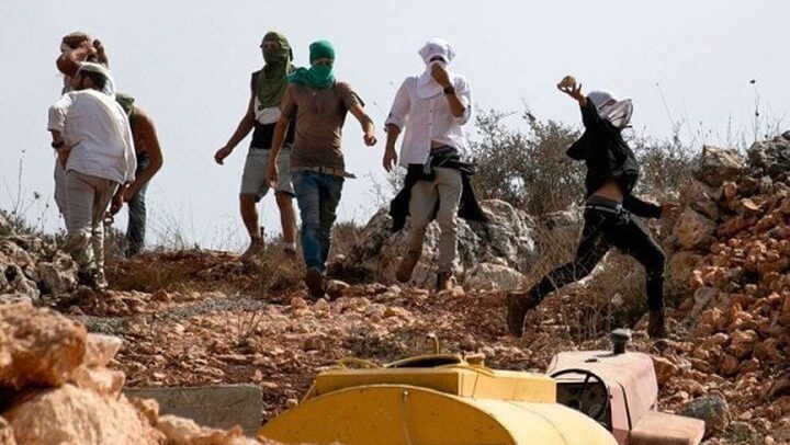 مستوطنون يعتدون على شاب في جلجليا شمال غرب رام الله