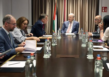 في بروكسل.. مصطفى يبحث مع مسؤولين أوروبيين دعم غزة وأموال المقاصة والأونروا