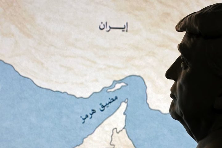 ترامب يطالب دول الخليج بتحمل كلفة حماية مضيق هرمز