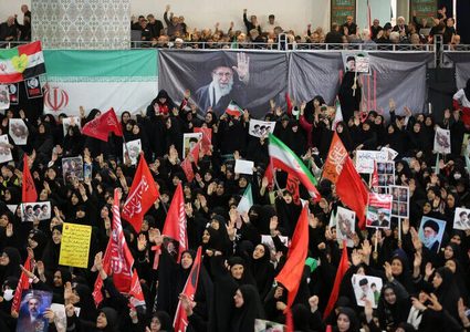 طهران تحيي مراسم تأبين علي خامنئي بحضور مسؤولين إيرانيين بارزين