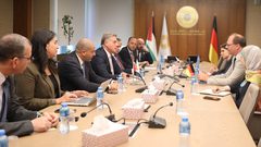 محافظ سلطة النقد يدعو إلى تحرك دولي عاجل لدعم القطاع المصرفي الفلسطيني