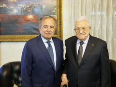 الرئيس الفلسطيني محمود عباس يستقبل الأمين العام لجامعة الدول العربية نبيل فهمي
